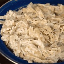 Load image into Gallery viewer, Creamy Alfredo Pasta Case Pack (24 servings, 6 pk.)
